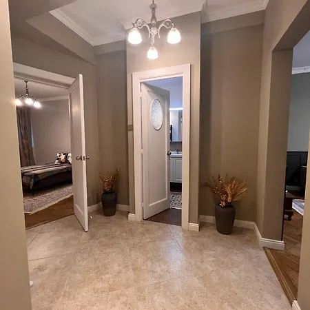 Boulevard No1 Gara De Nord